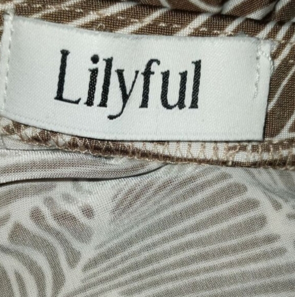 Lilyful Brown and White Skirt Sz.S EUC - Picture 5 of 6
